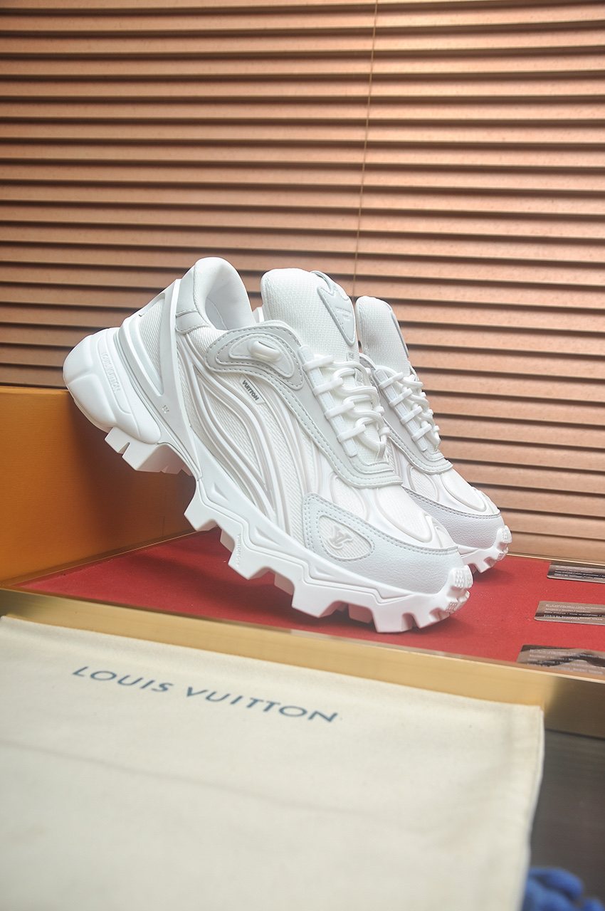 Louis Vuitton Low-Top Lug Sole Sneakers — front