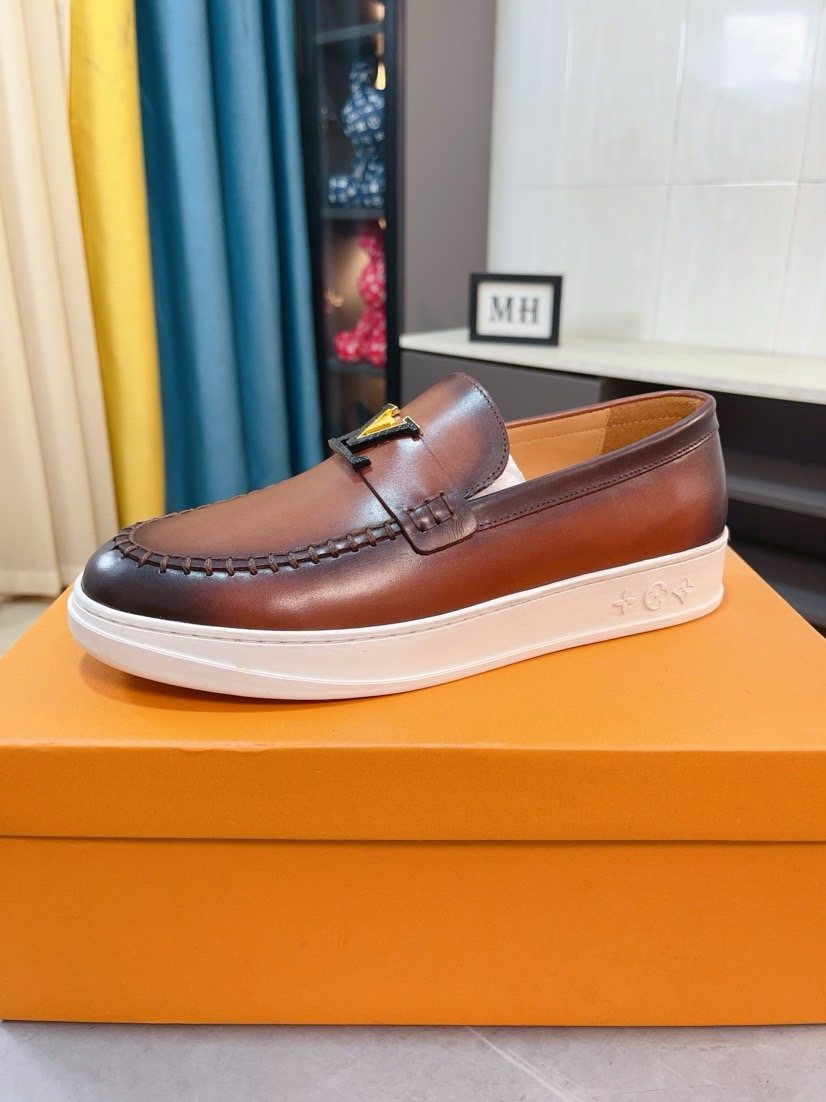 Louis Vuitton Moc-Toe Buckle Loafers — front